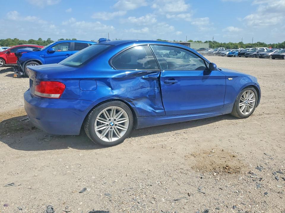 Photo 3 from auction – 2009 BMW 128 with VIN WBAUP73559VK75891