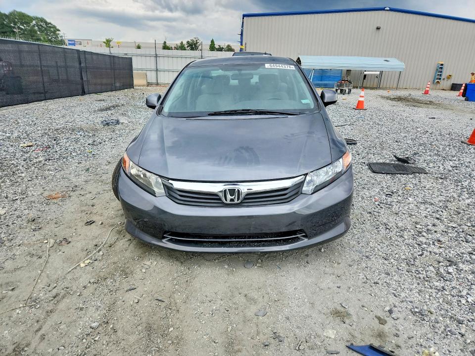 Photo 5 from auction – 2012 HONDA CIVIC with VIN 2HGFB2F56CH317625