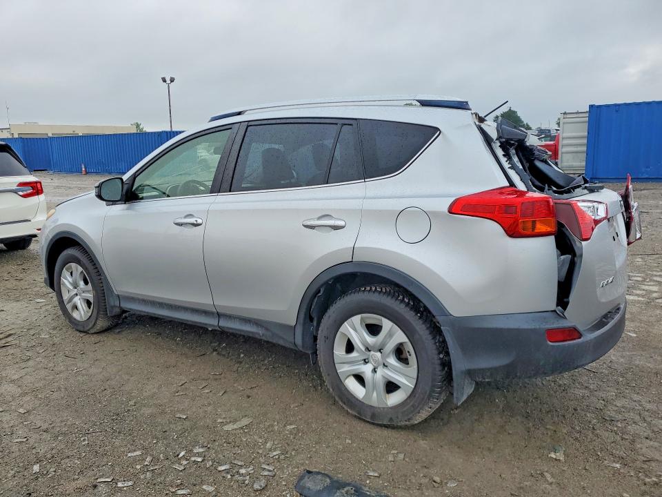 Photo 2 from auction – 2015 TOYOTA RAV4 with VIN JTMBFREV8FD152125