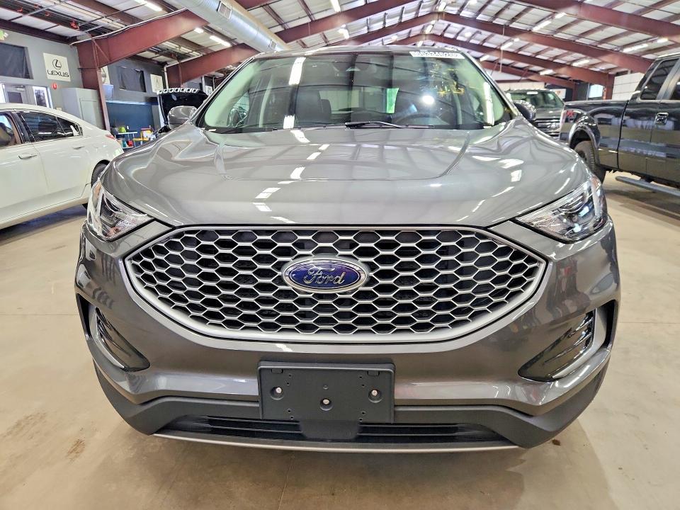 Photo 5 from auction – 2024 FORD EDGE with VIN 2FMPK4J94RBA81668
