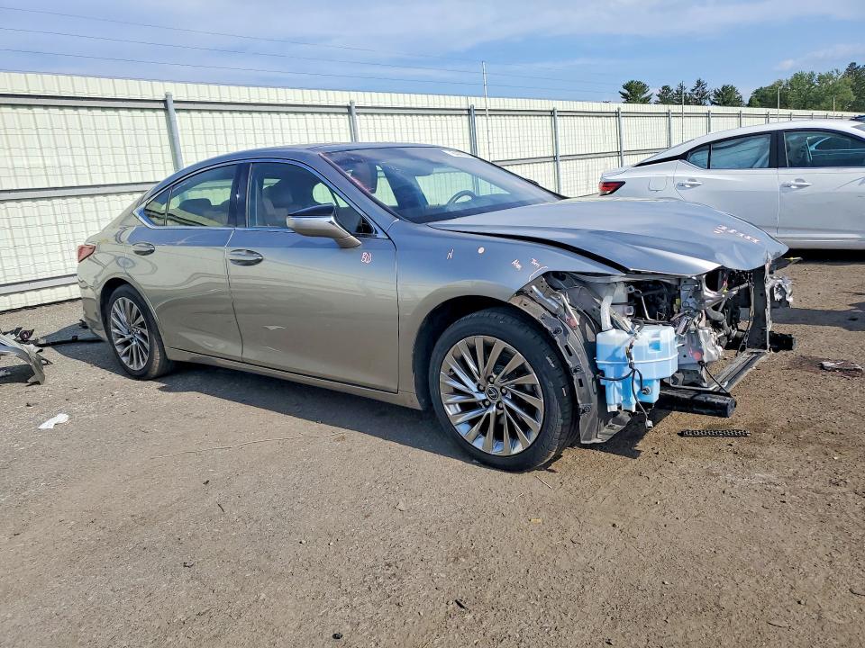 Photo 4 from auction – 2019 LEXUS ES with VIN JTHBZ1B13K2002583