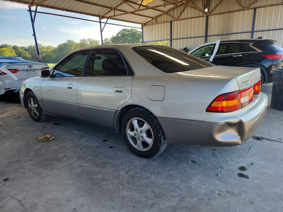 Photo 2 from auction – 1998 LEXUS ES with VIN JT8BF28G8W5046917