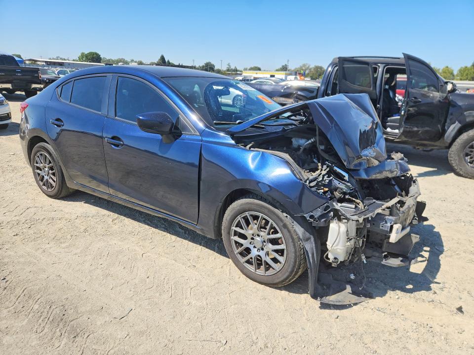 Photo 4 from auction – 2016 MAZDA 3 with VIN JM1BM1T72G1290614