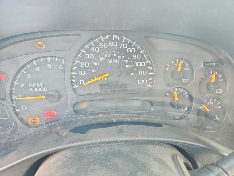 Photo 9 from auction – 2004 CHEVROLET SILVERADO with VIN 1GCEC19V44E317239