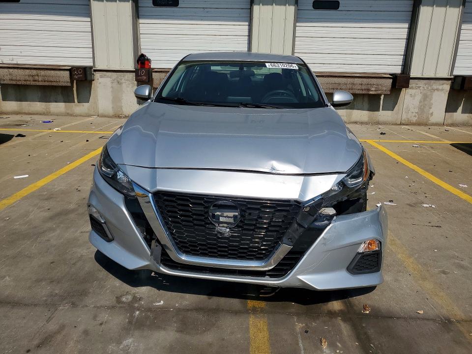 Photo 5 from auction – 2020 NISSAN ALTIMA with VIN 1N4BL4BV6LC257527