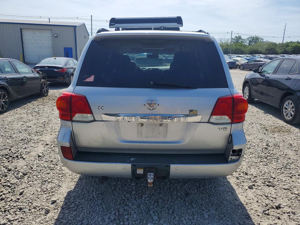 Photo 6 from auction – 2014 TOYOTA LAND CRUISER with VIN JTMHY7AJ7E4023352