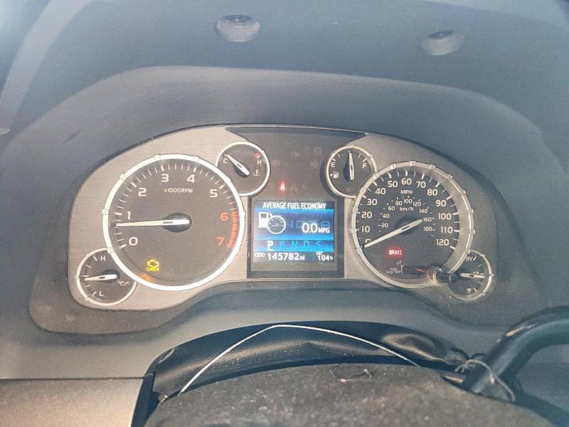 Photo 9 from auction – 2016 TOYOTA TUNDRA with VIN 5TFEW5F11GX205457