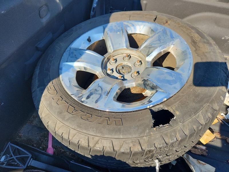 Photo 12 from auction – 2018 CHEVROLET SILVERADO with VIN 1GCVKSEC7JZ262903