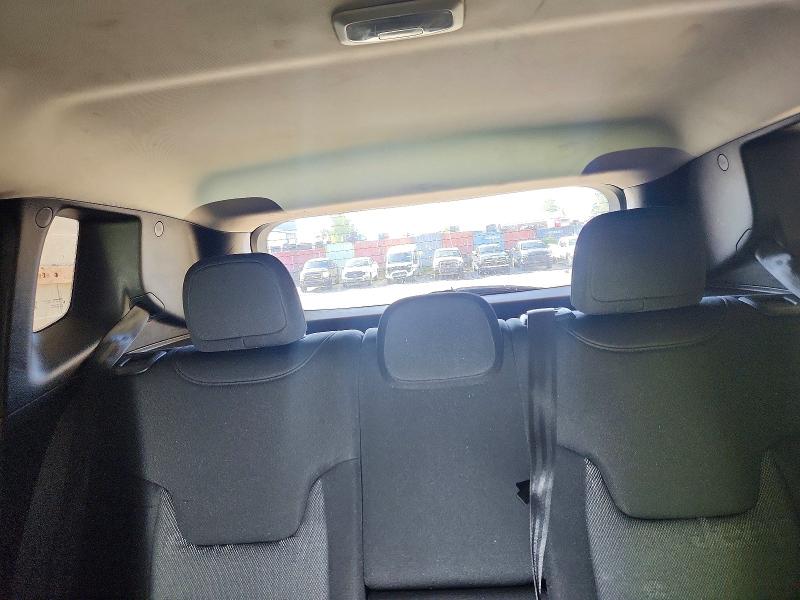 Photo 10 from auction – 2015 JEEP RENEGADE with VIN ZACCJBBT5FPB22255
