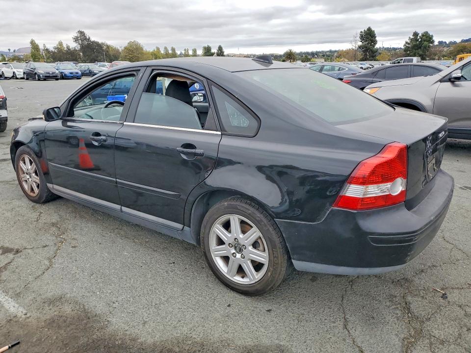 Photo 2 from auction – 2006 VOLVO S40 with VIN YV1MS390162213451