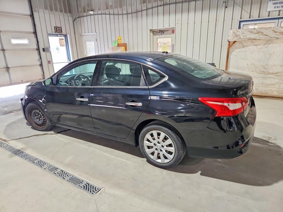 Photo 2 from auction – 2016 NISSAN SENTRA with VIN 3N1AB7AP7GL669854