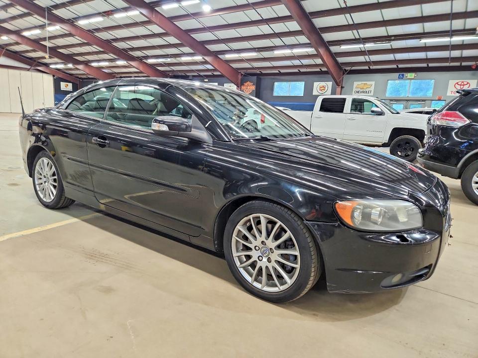 Photo 4 from auction – 2012 VOLVO C70 with VIN YV1672MC7CJ129626