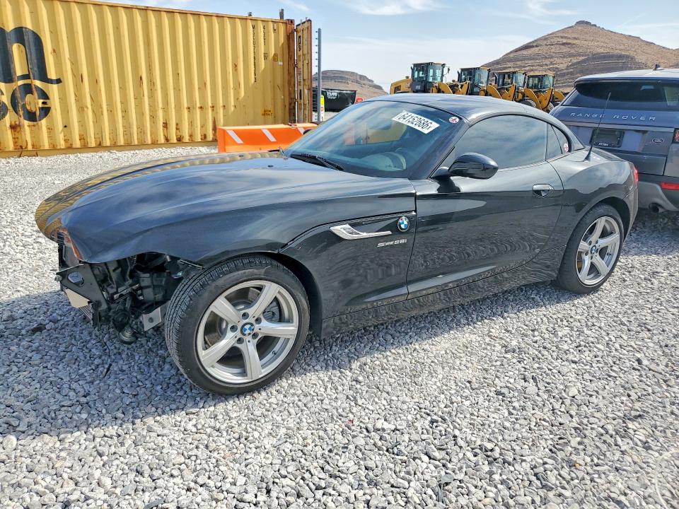 BMW Z4 2015 with VIN WBALL5C52FP557630 - Photo from auction