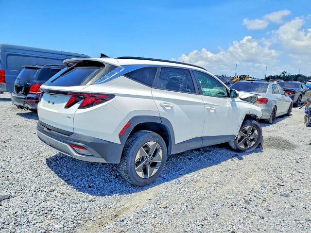 Photo 3 from auction – 2025 HYUNDAI TUCSON with VIN 5NMJBCDE7SH480417