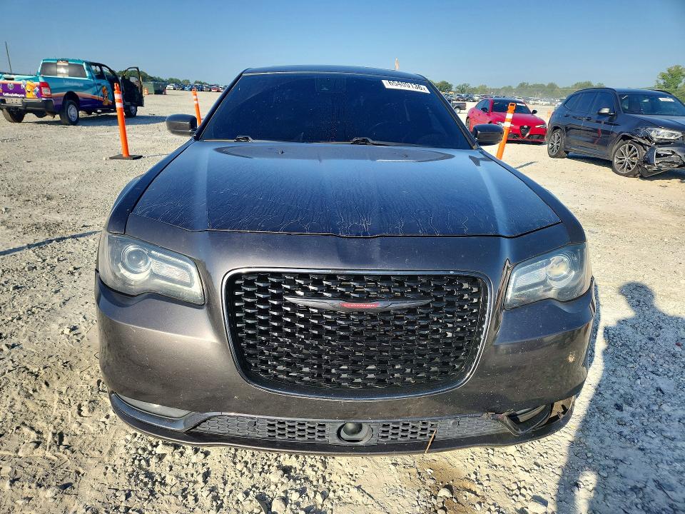 Zdjęcie 5 z aukcji – 2015 CHRYSLER 300 z VIN 2C3CCABT3FH818381