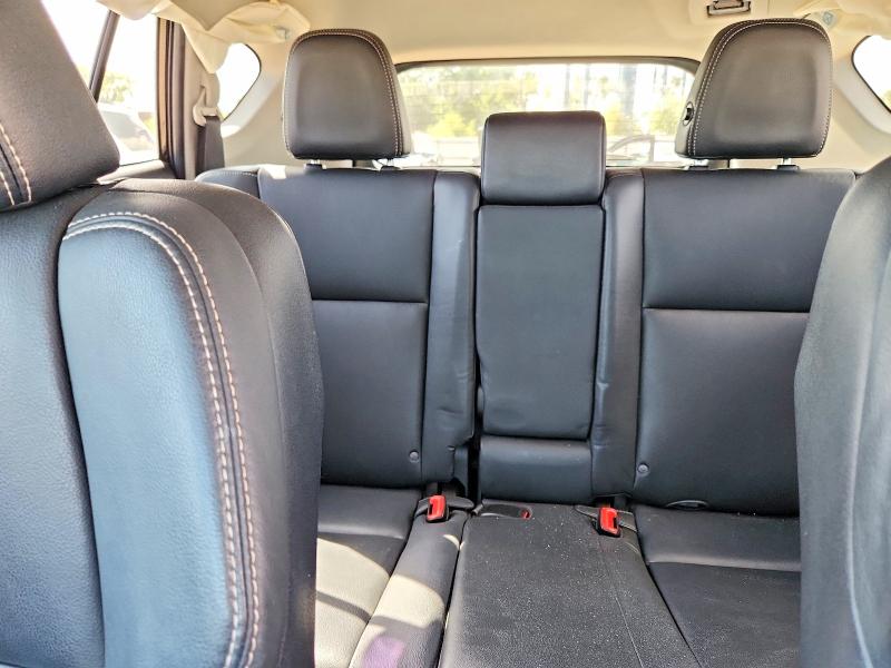 Photo 10 from auction – 2014 TOYOTA RAV4 with VIN 2T3DFREVXEW204736