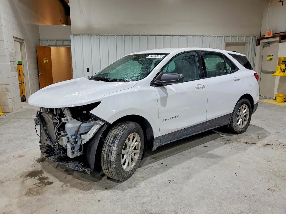 CHEVROLET EQUINOX 2018 with VIN 2GNAXREV3J6221567 - Photo from auction