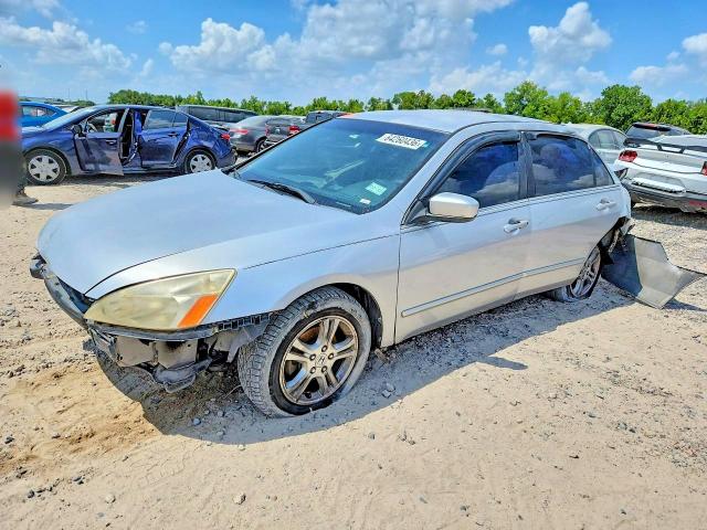 HONDA ACCORD 2007 with VIN JHMCM56397C003907 - Photo from auction