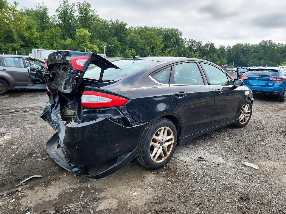 Photo 3 from auction – 2016 FORD FUSION with VIN 3FA6P0H71GR108487