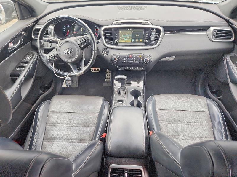 Photo 8 from auction – 2017 KIA SORENTO with VIN 5XYPKDA5XHG229141