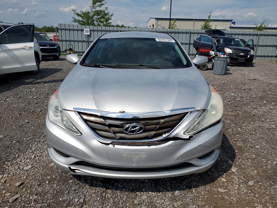 Photo 5 from auction – 2012 HYUNDAI SONATA with VIN 5NPEB4AC2CH438235