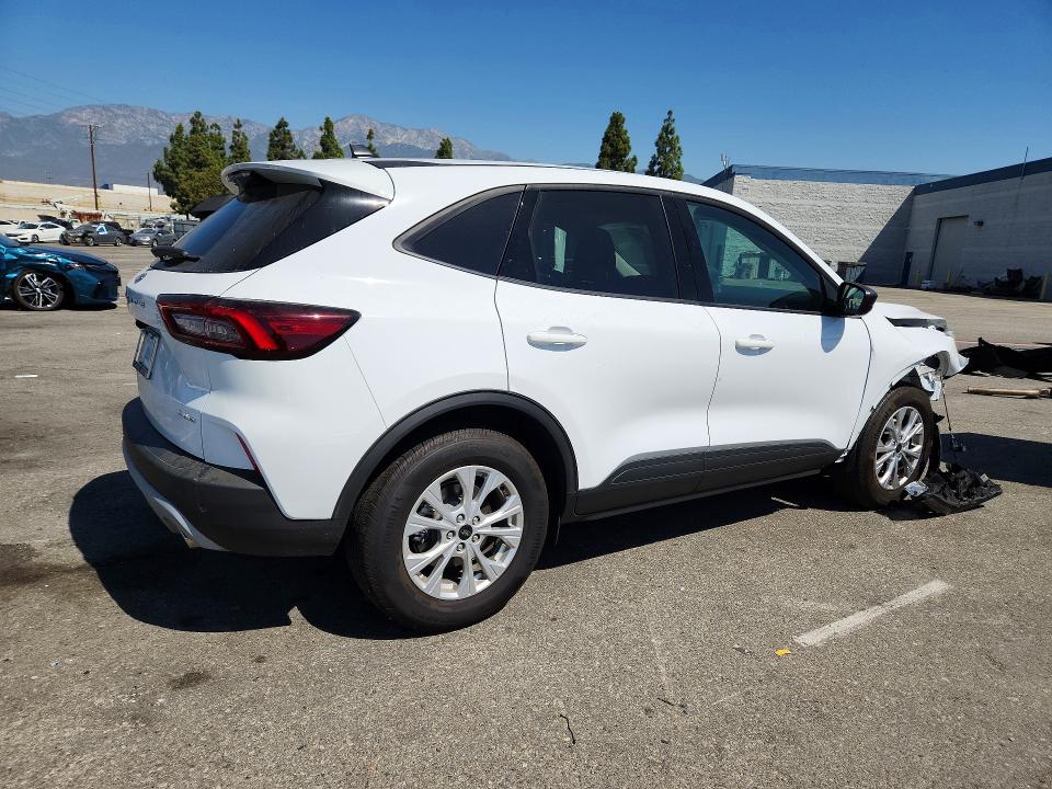 Photo 3 from auction – 2026 FORD ESCAPE with VIN 1FMCU9GN5TUA29963