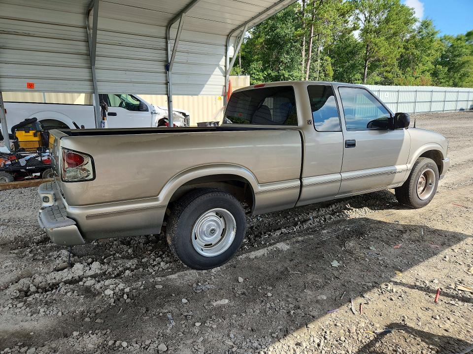 Photo 3 from auction – 1998 GMC SONOMA with VIN 1GTCS1949W8544168