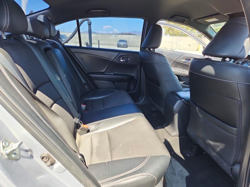 Photo 10 from auction – 2017 HONDA ACCORD with VIN 1HGCR2F53HA293837
