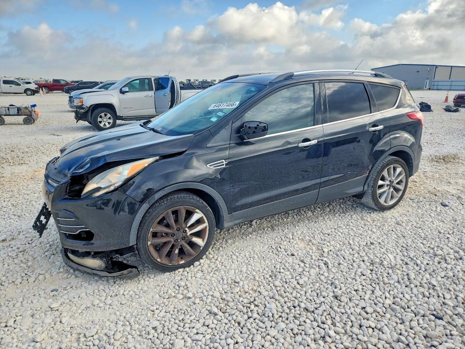 FORD ESCAPE 2015 with VIN 1FMCU0G96FUB29783 - Photo from auction