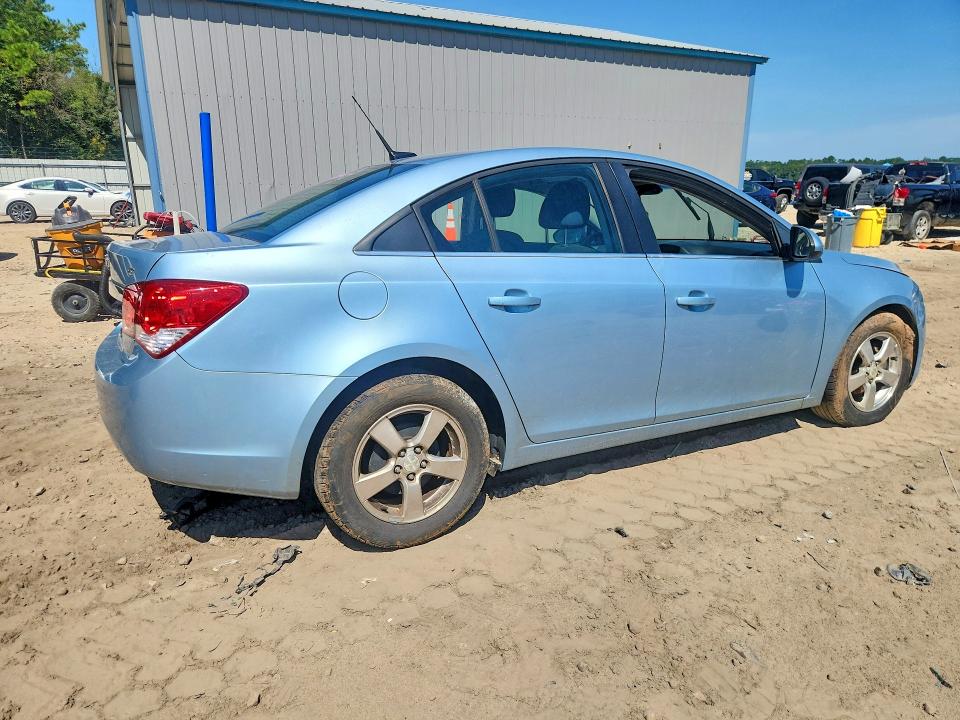 Photo 3 from auction – 2012 CHEVROLET CRUZE with VIN 1G1PF5SCXC7340567