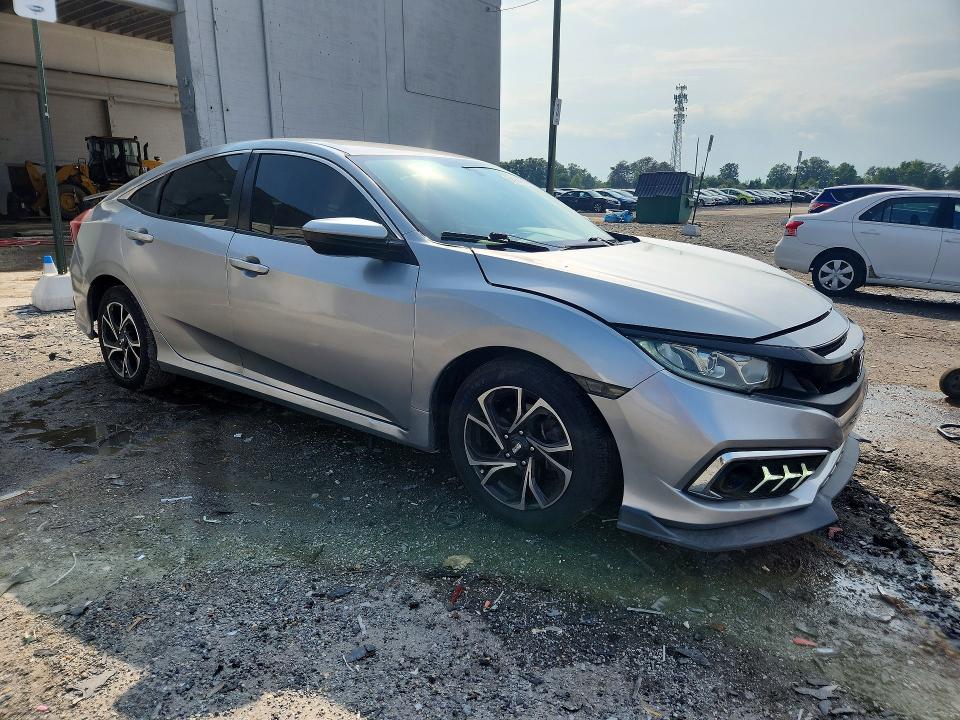 Photo 4 from auction – 2018 HONDA CIVIC with VIN 2HGFC2F54JH528199