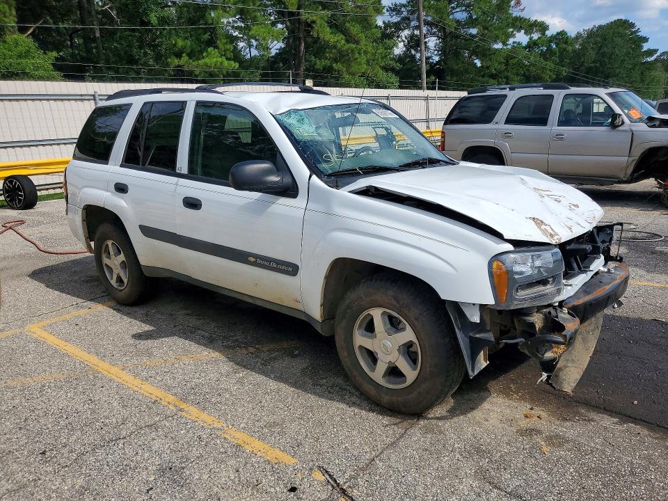 Photo 4 from auction – 2004 CHEVROLET TRAILBLAZER with VIN 1GNDS13SX42449444