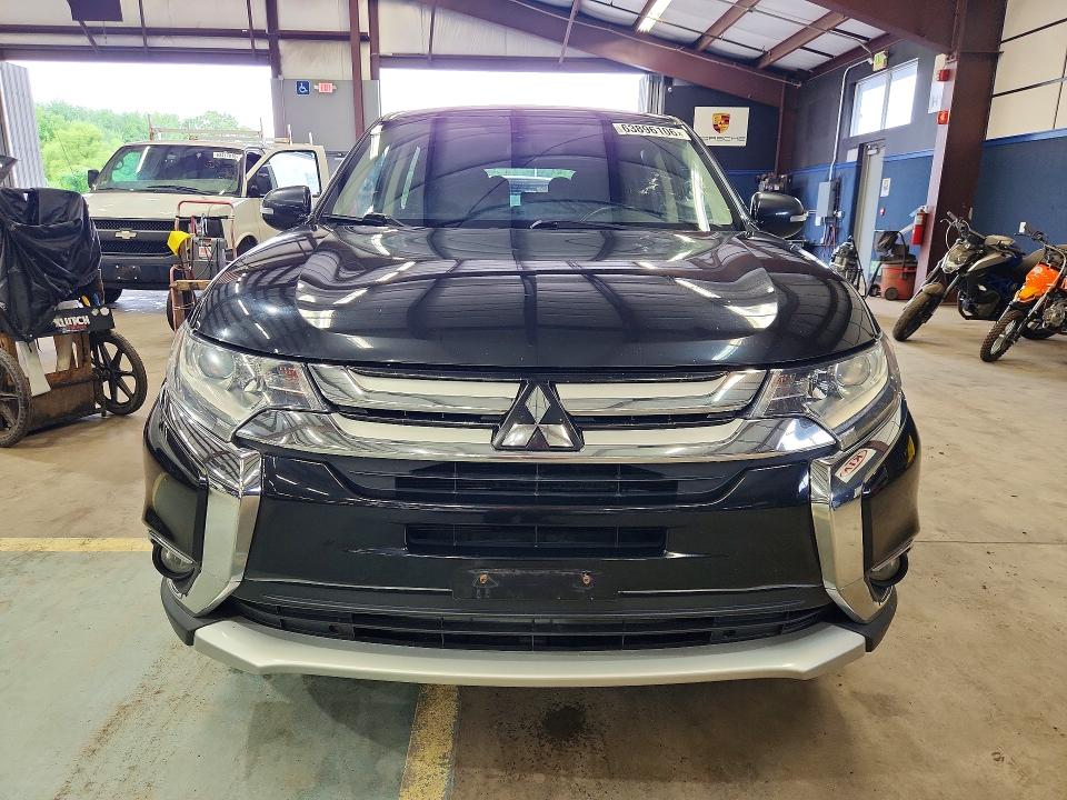 Photo 5 from auction – 2016 MITSUBISHI OUTLANDER with VIN JA4AZ3A35GZ007062