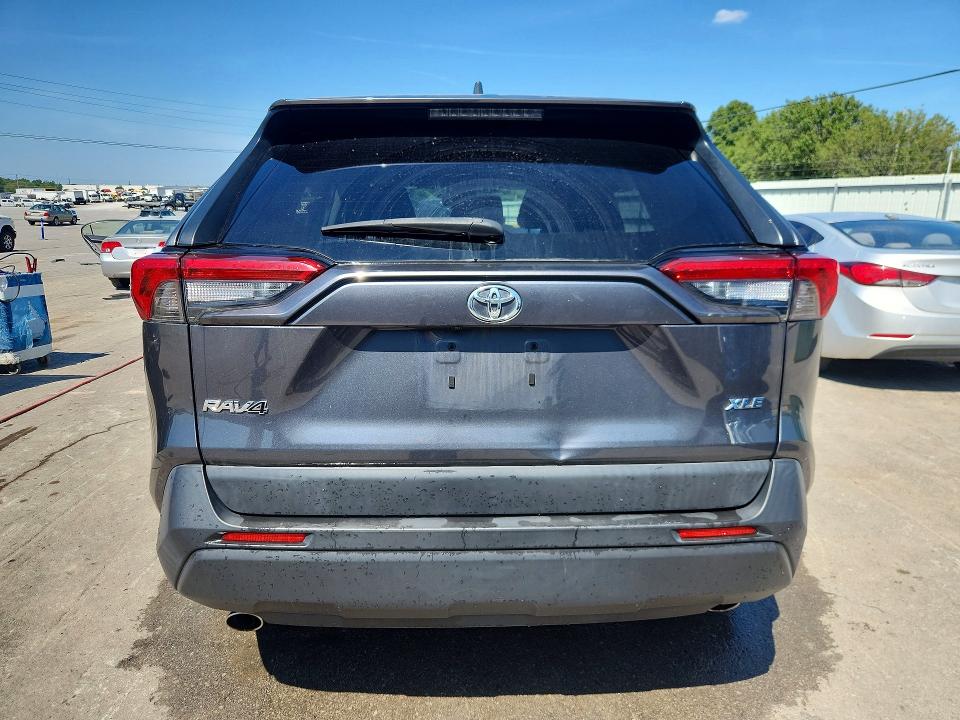 Photo 6 from auction – 2019 TOYOTA RAV4 with VIN JTMW1RFV8KD036190