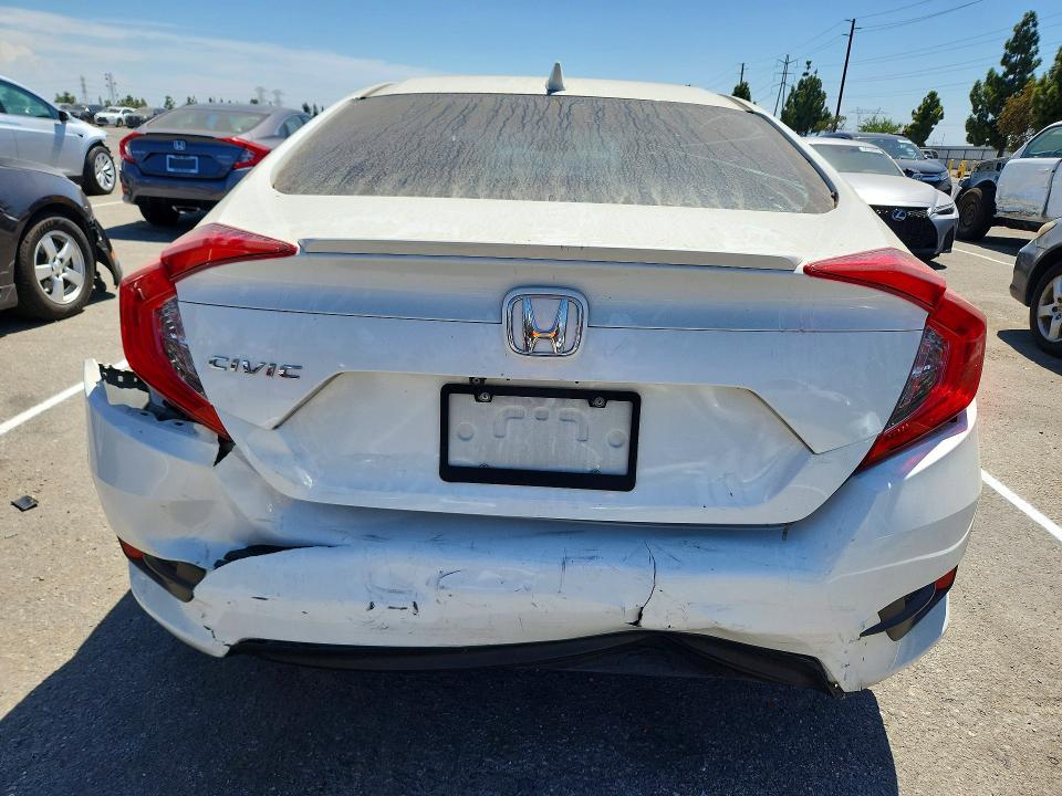 Photo 6 from auction – 2017 HONDA CIVIC with VIN 2HGFC1F36HH636116