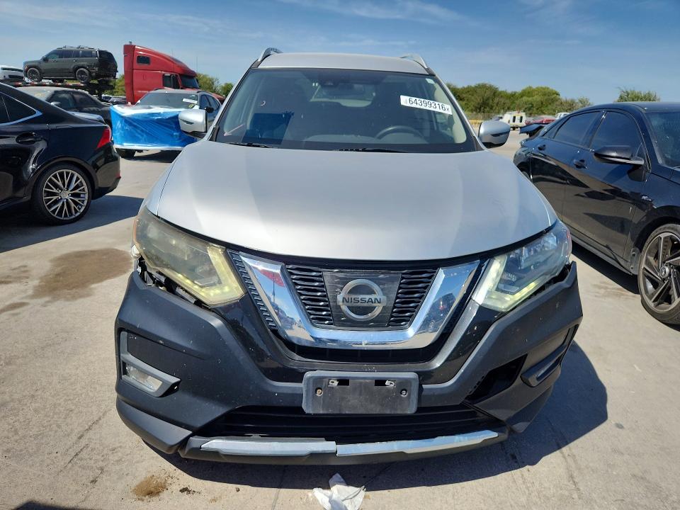 Photo 5 from auction – 2019 NISSAN ROGUE with VIN 5N1AT2MV8KC784180