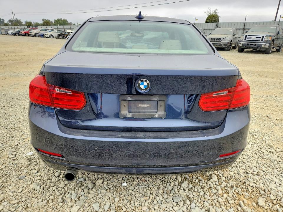 Photo 6 from auction – 2014 BMW 320 with VIN WBA3B1C59EP679167