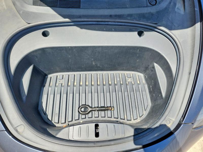 Photo 11 from auction – 2022 TESLA MODEL 3 with VIN 5YJ3E1EA4NF288684