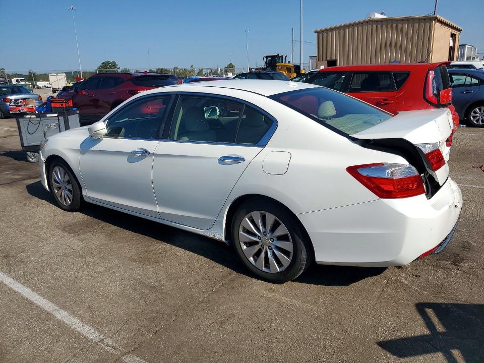 Photo 2 from auction – 2013 HONDA ACCORD with VIN 1HGCR2F87DA036460