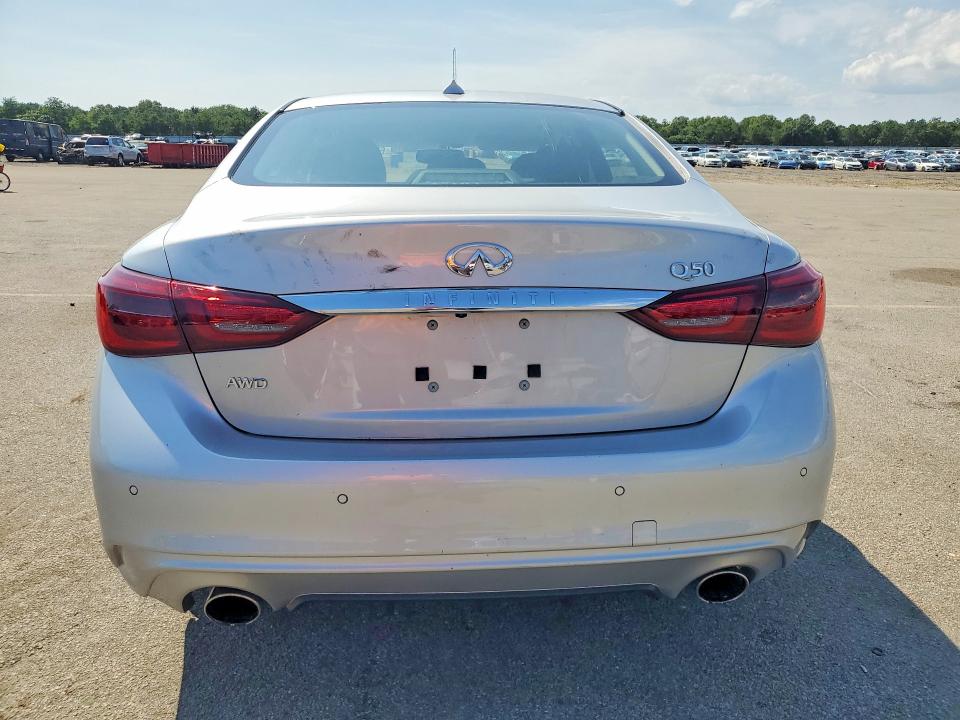 Photo 6 from auction – 2019 INFINITI Q50 with VIN JN1EV7AR6KM554333