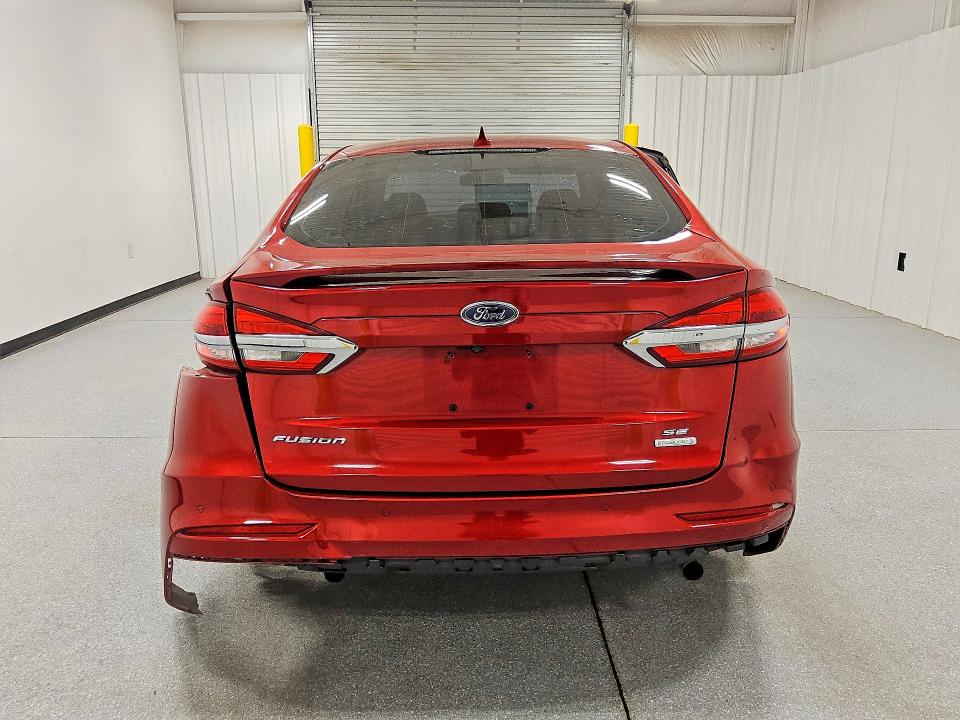 Photo 6 from auction – 2020 FORD FUSION with VIN 3FA6P0HD8LR171473