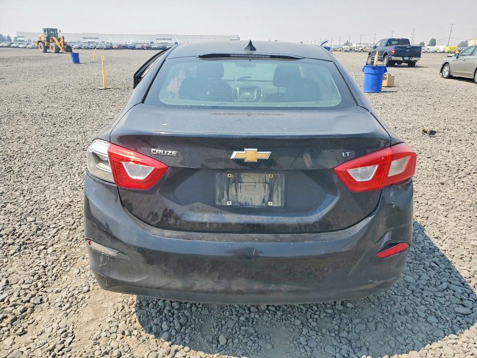 Photo 6 from auction – 2016 CHEVROLET CRUZE with VIN 1G1BE5SM3G7281955
