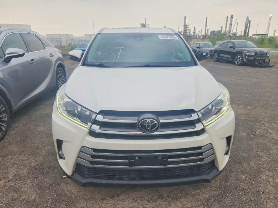 Photo 5 from auction – 2018 TOYOTA HIGHLANDER with VIN 5TDJZRFHXJS534066