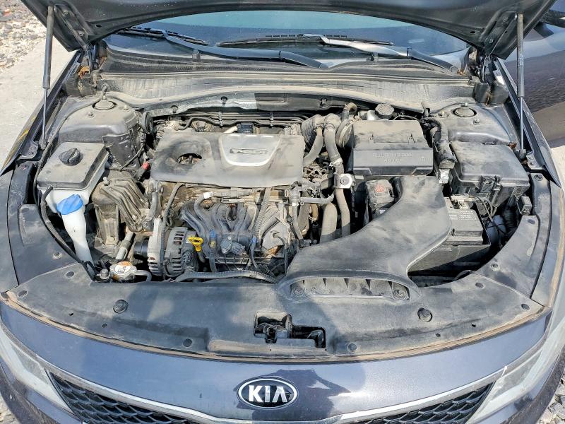 Photo 11 from auction – 2017 KIA OPTIMA with VIN 5XXGT4L16HG173064