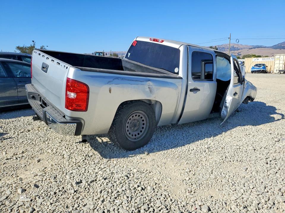 Photo 3 from auction – 2013 CHEVROLET SILVERADO with VIN 3GCPKSE79DG155318