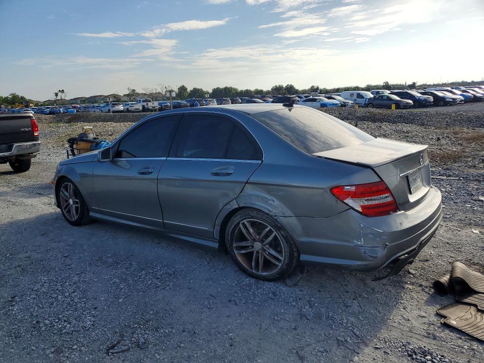 Photo 2 from auction – 2014 MERCEDES-BENZ C with VIN WDDGF4HB6EA948954