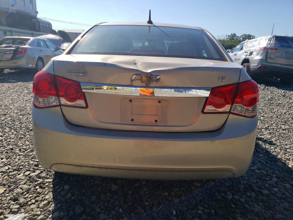 Photo 6 from auction – 2011 CHEVROLET CRUZE with VIN 1G1PG5S95B7217176