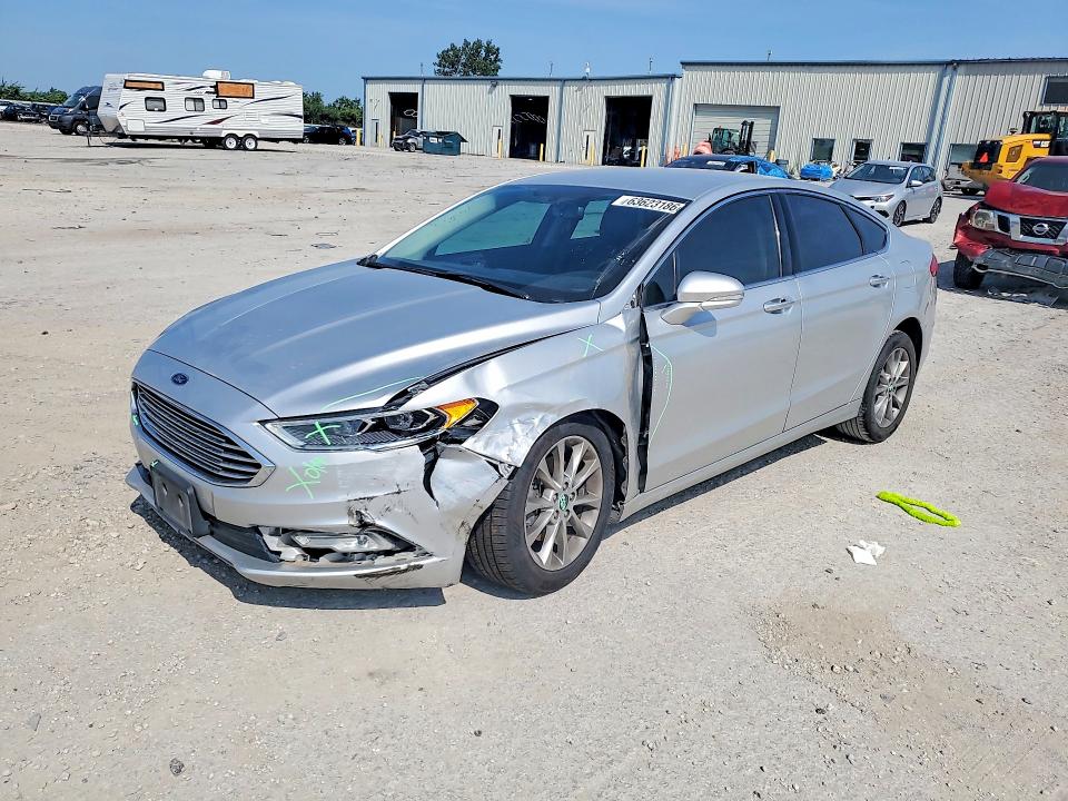 FORD FUSION 2017 with VIN 3FA6P0HD7HR363202 - Photo from auction