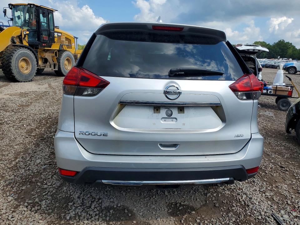 Photo 6 from auction – 2017 NISSAN ROGUE with VIN KNMAT2MV8HP521497