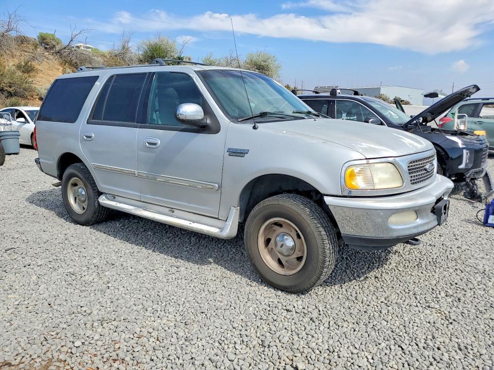 Photo 4 from auction – 1998 FORD EXPEDITION with VIN 1FMPU18L8WLC03468